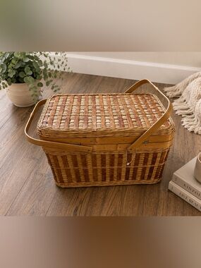 Vintage Antique Woven Picnic Basket in Natural and Brown